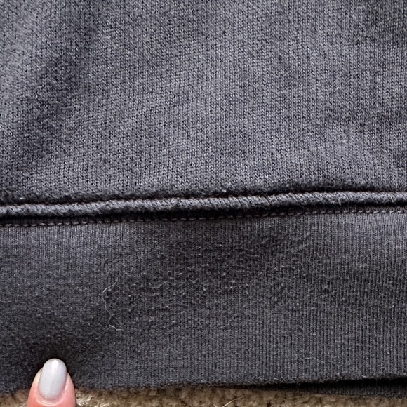 AE Fleece Cropped Sweatshirt Henley Neck Charcoal Black Women’s XL Cozy Casual - Picture 11 of 12